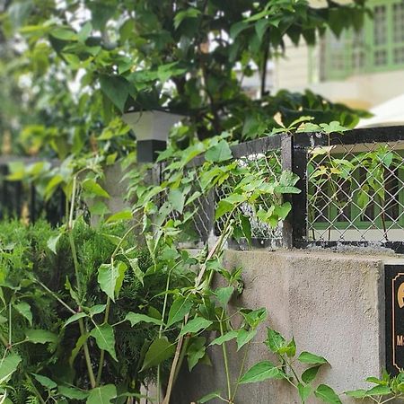 Alpanest Apartment Guwahati Bagian luar foto