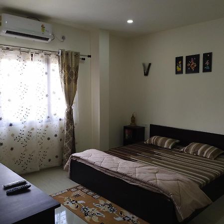 Alpanest Apartment Guwahati Bagian luar foto