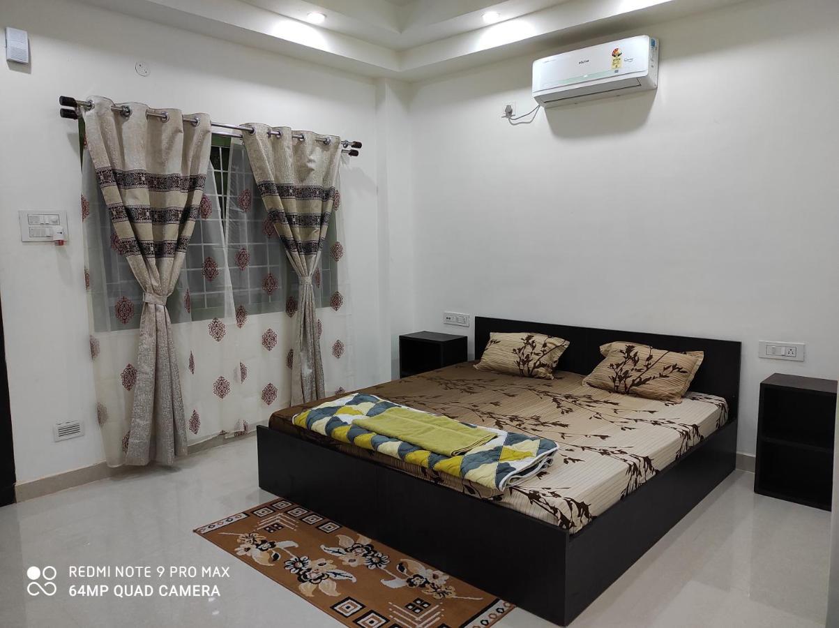 Alpanest Apartment Guwahati Bagian luar foto