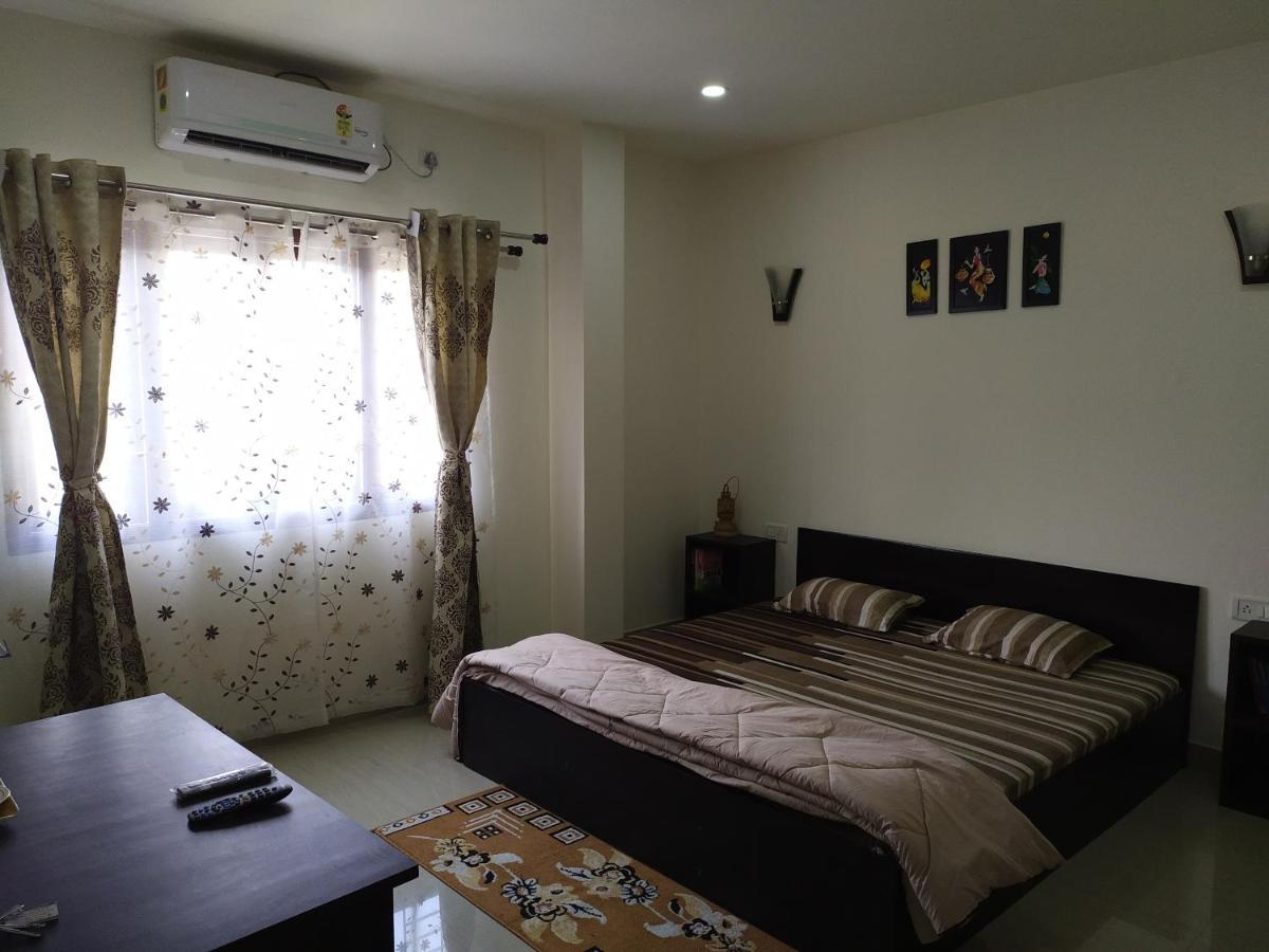Alpanest Apartment Guwahati Bagian luar foto